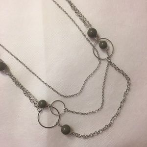 Silver / olive green 3-strand necklace